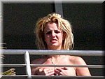 Britney_Topless01b.jpg
