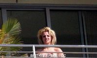 See_More_of_Britney_Spears_at_BRITNEYSPEARS_CC_320.jpg