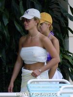 See_More_of_Britney_Spears_at_BRITNEYSPEARS_CC_729.jpg